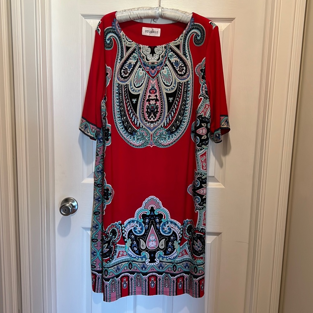 Studio I Dress with quarter sleeves